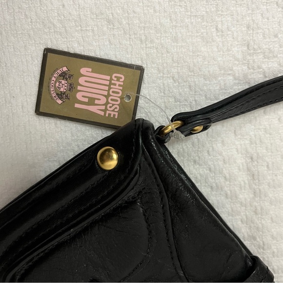 Juicy Couture Black Wristlet with Crown Gold Hardware. NWT 🎁